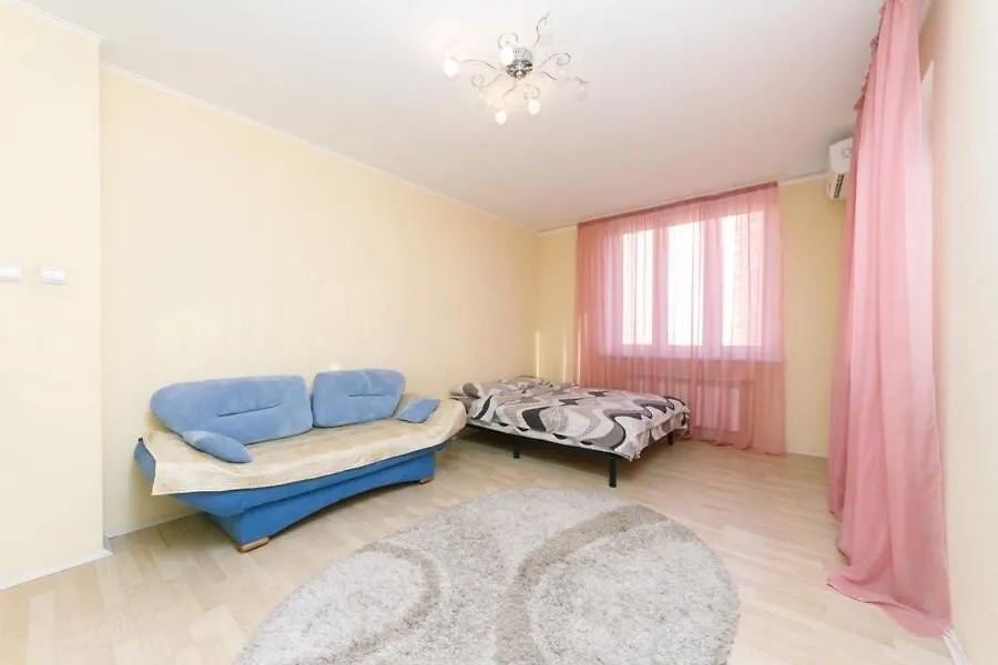 Большая Двухкомнатная На Княжем Затоне 21 Kyiv Apartment